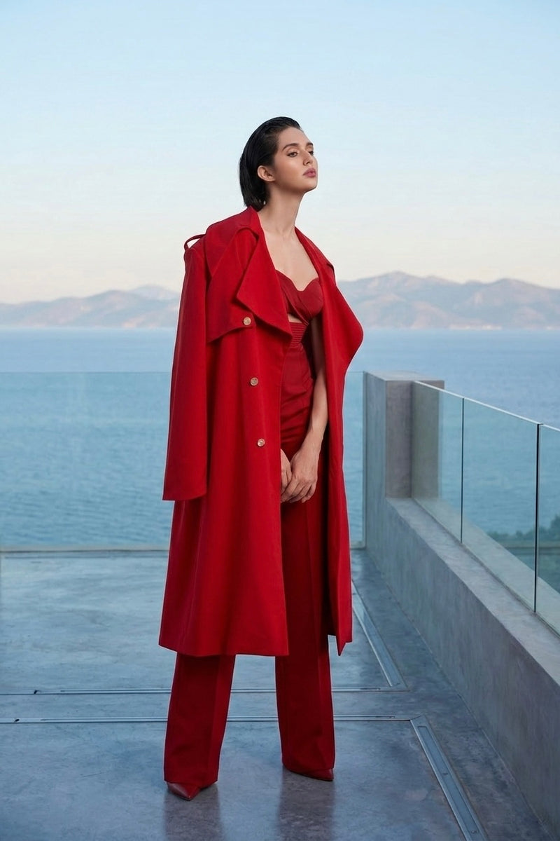 Trench coat in red