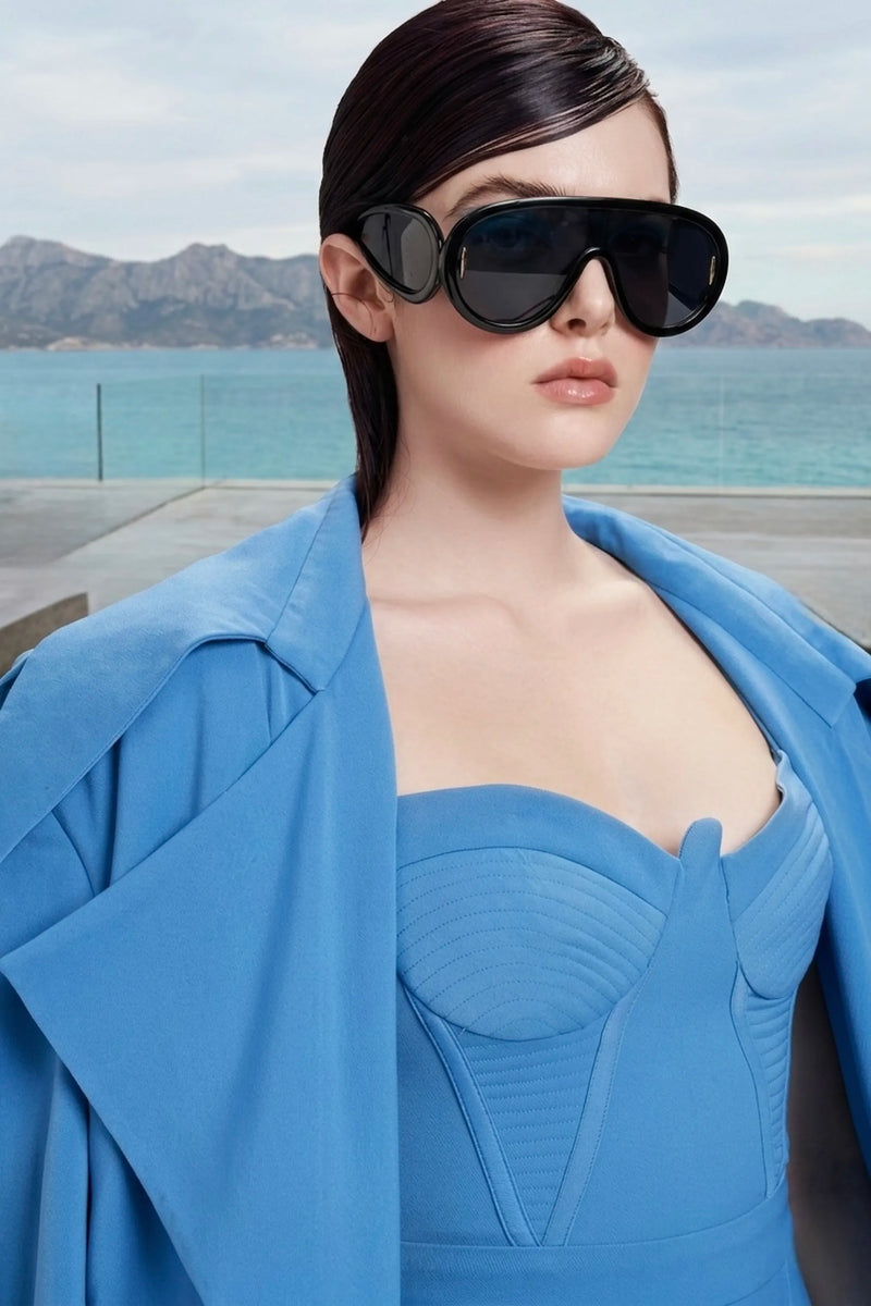 Trench coat in ocean blue