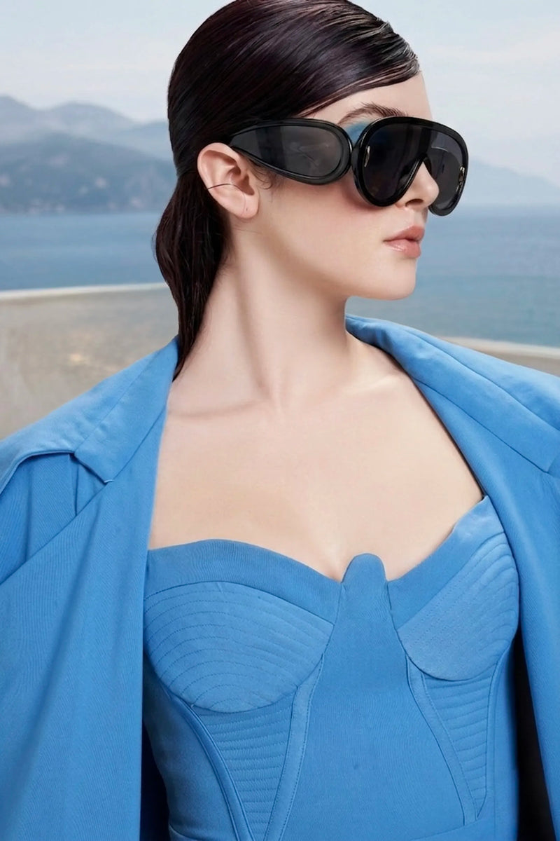 Trench coat in ocean blue