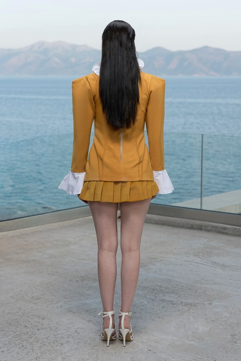 Mustard structured blazer top & pleated mini skirt