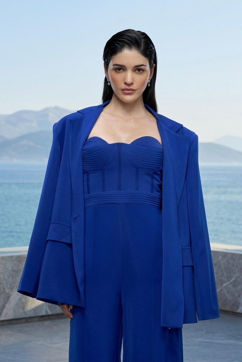 Structured blazer in royal blue